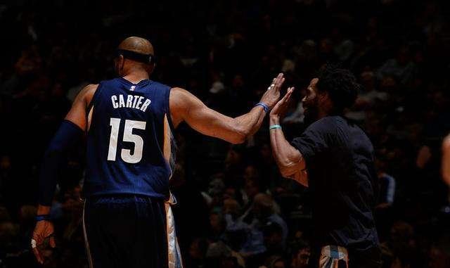 talkSPORT：切尔西将再次在没球衣赞助商的情况下开始新赛季