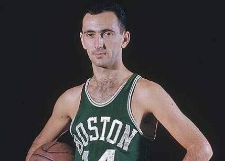 马斯切拉诺：阿连德因发烧没参加训练；温哥华队有很多好球员