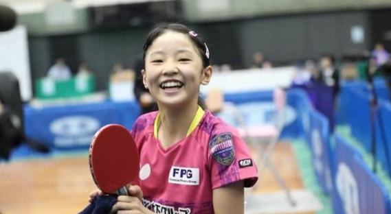 横看成岭侧成峰，乔治娜晒出差照秀出傲人身材