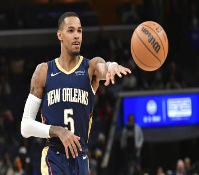 国安客场绝平深圳队