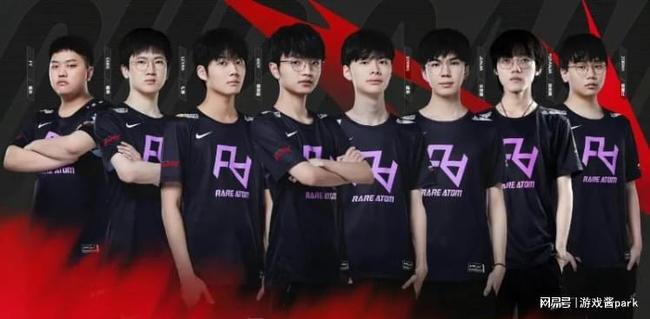 英超第14轮，利物浦、切尔西爆冷，阿森纳巩固领先，曼城或与阿森纳争夺冠军。