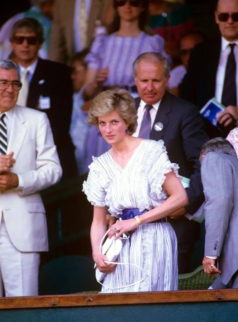 同时减少他 同时减少他